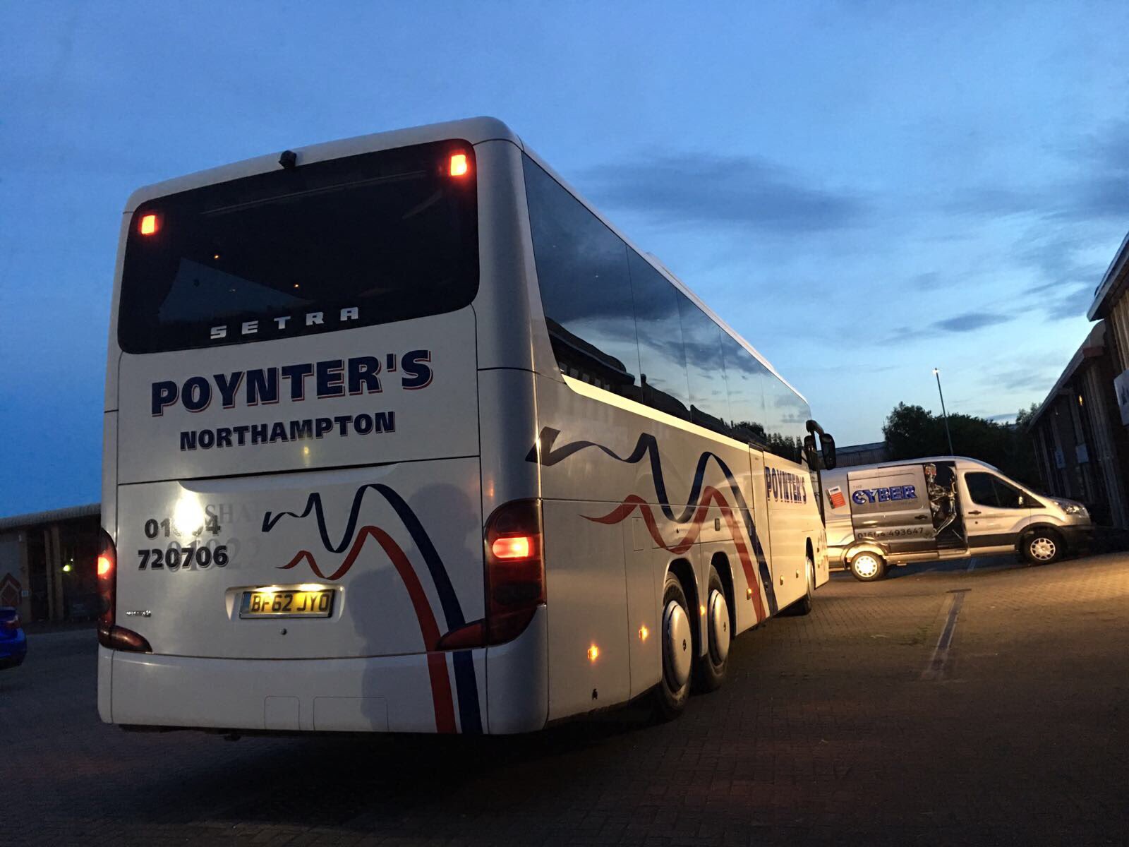 Poynter's ( Northampton ) Coaches