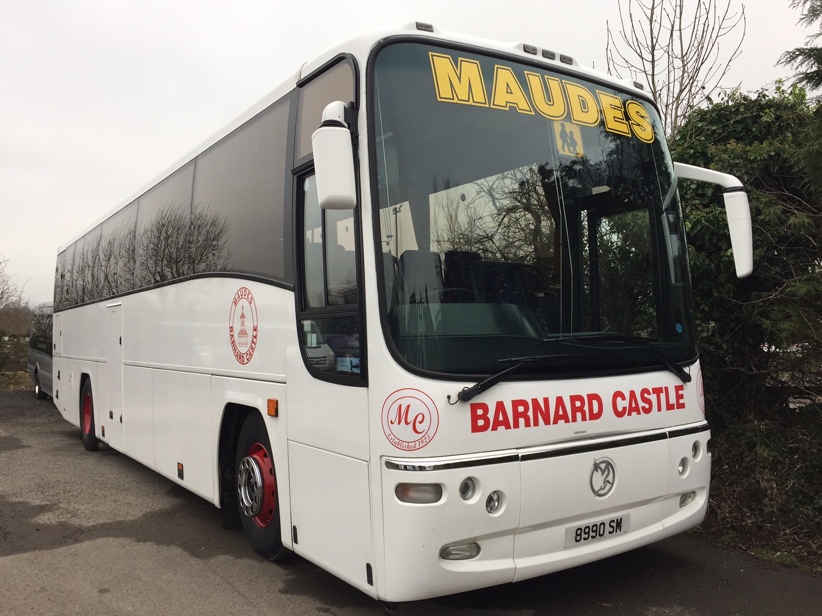 Maudes Coaches