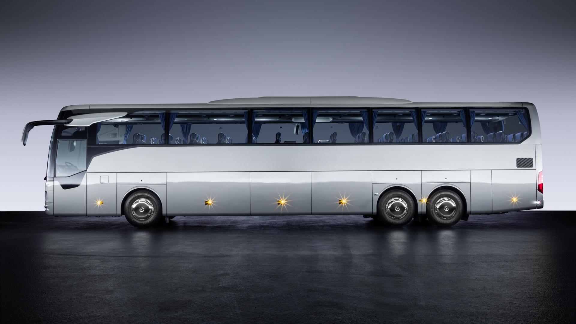 Mercedes Benz Tourismo 52