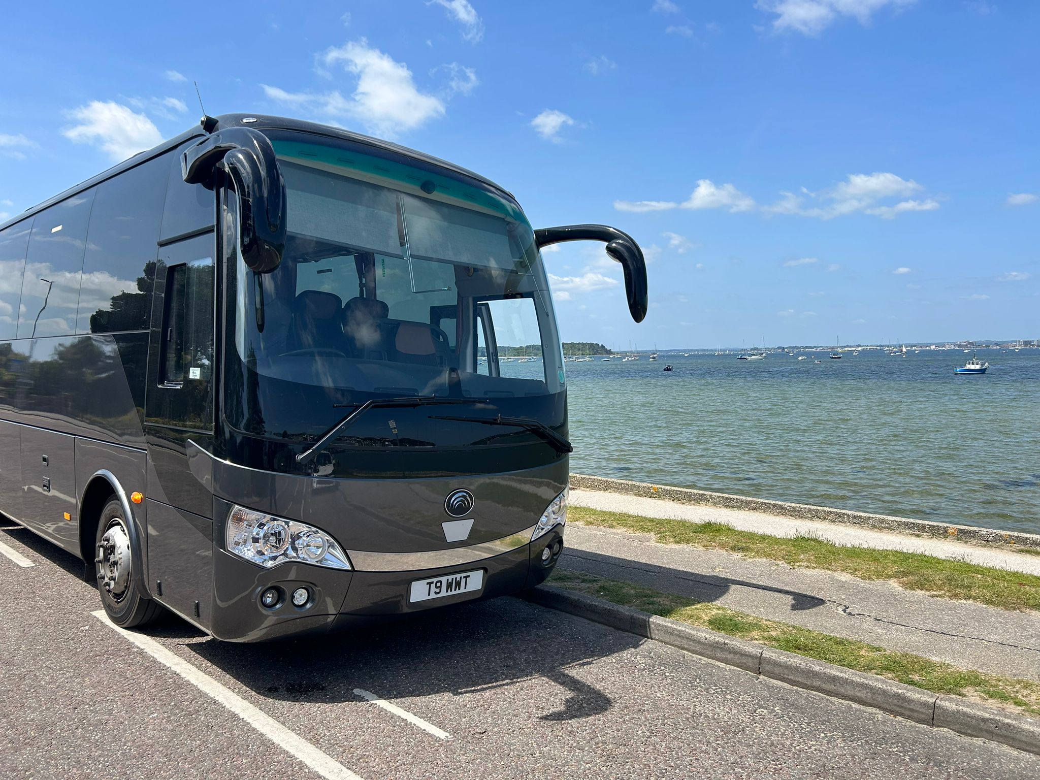 Wattsway Travel - Yutong TC9