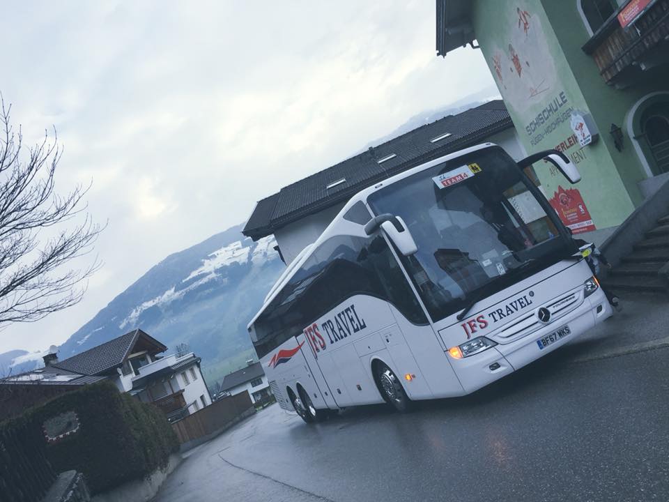 JFS Travel - Mercedes Tourismo