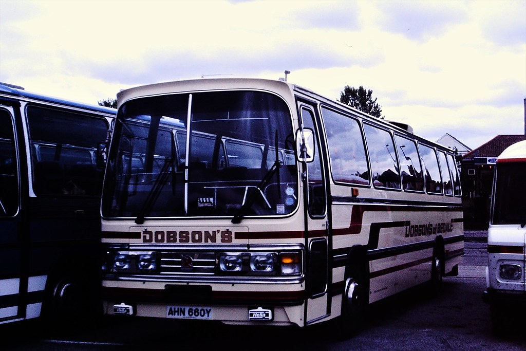 Dobsons Coaches (Bedale)