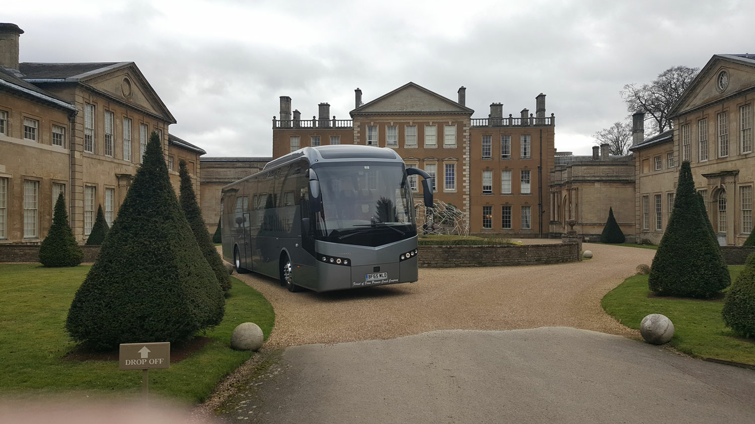 F R Willetts (Willetts Coaches)