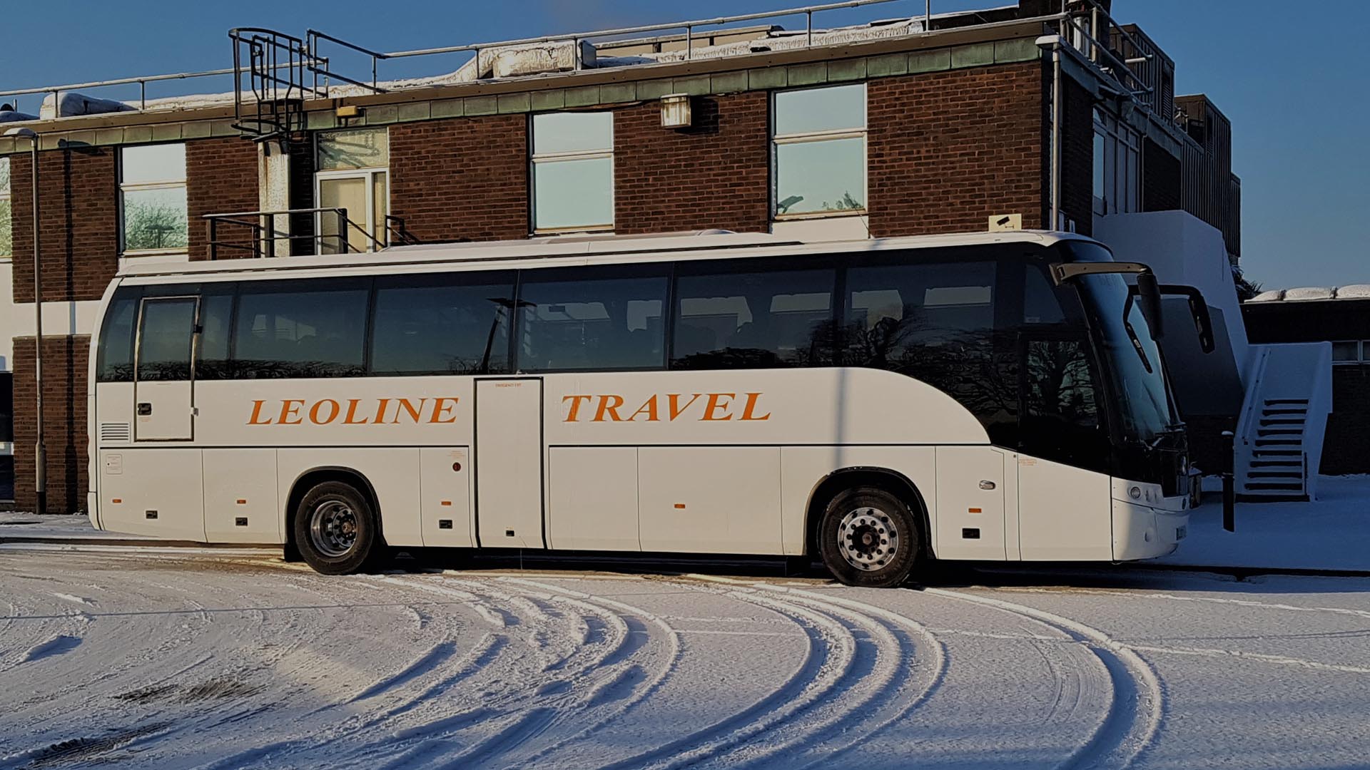 Leoline Travel