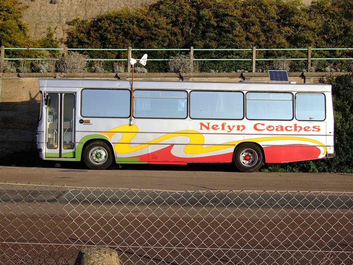 Nefyn Coaches & Garage