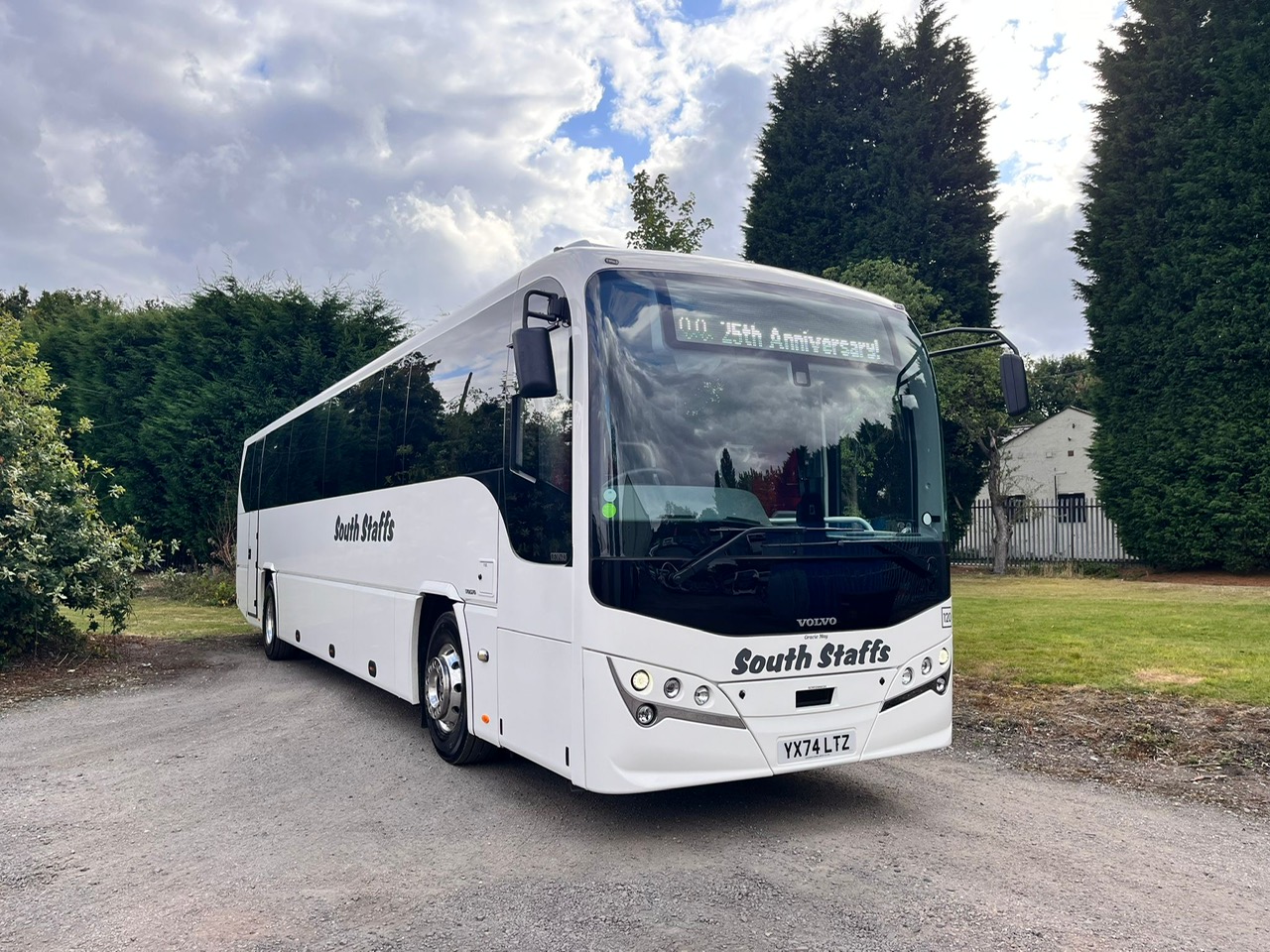 LA Travel (Midlands) Ltd T/A South Staffs - Volvo Plaxton Leopard PSVAR